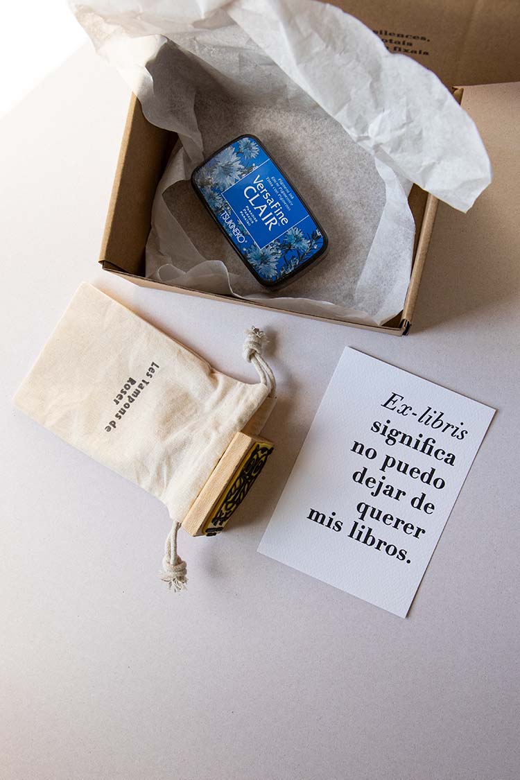 Envoltorio ex-libris búho lector