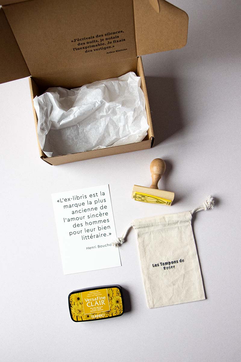 Envoltorio ex-libris Escudo con libro